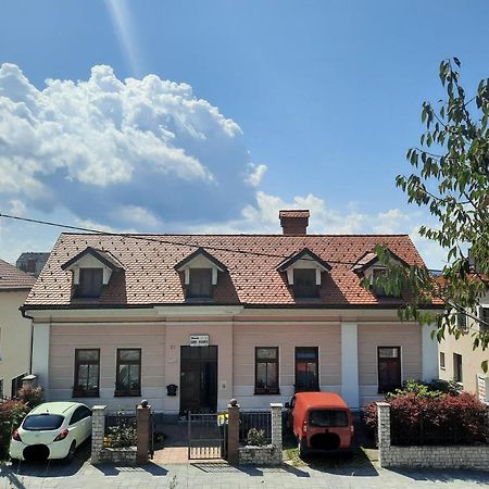 بوستوينا Rooms Cehovin المظهر الخارجي الصورة