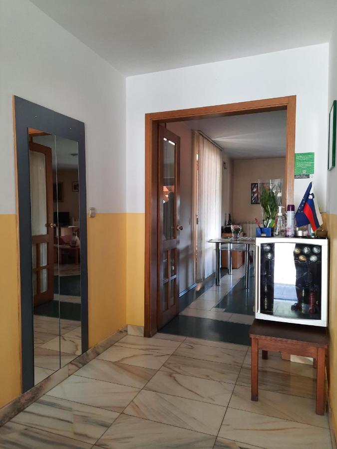 بوستوينا Rooms Cehovin المظهر الخارجي الصورة