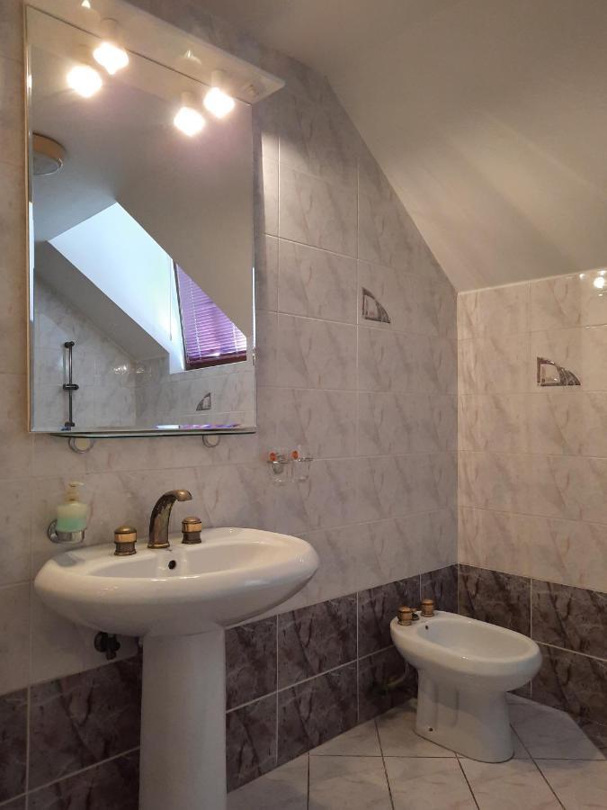 بوستوينا Rooms Cehovin المظهر الخارجي الصورة