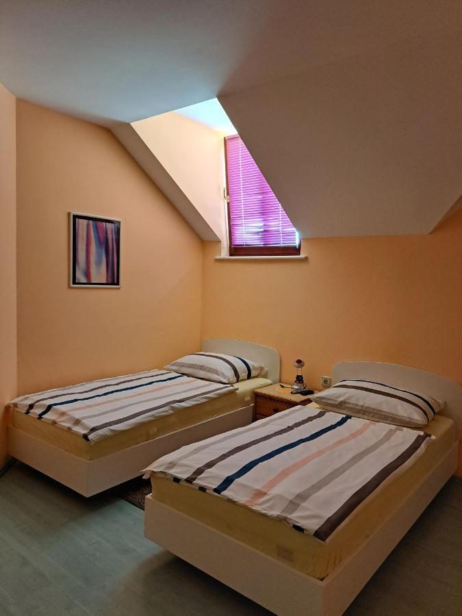 بوستوينا Rooms Cehovin المظهر الخارجي الصورة